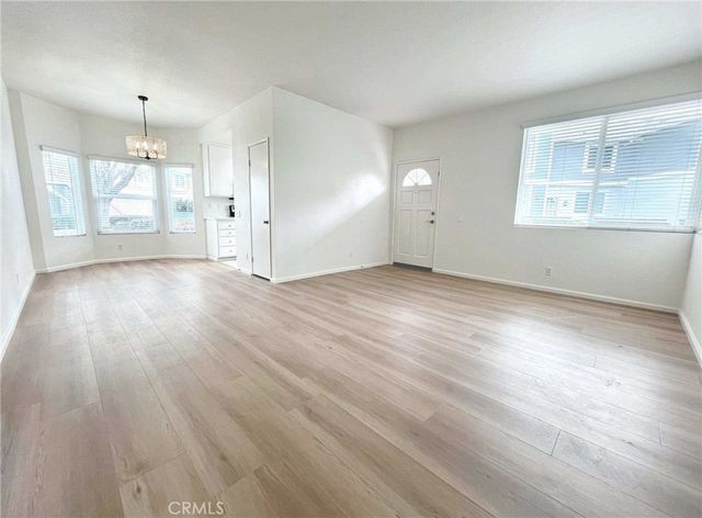 257 Huntington, Irvine, CA 92620