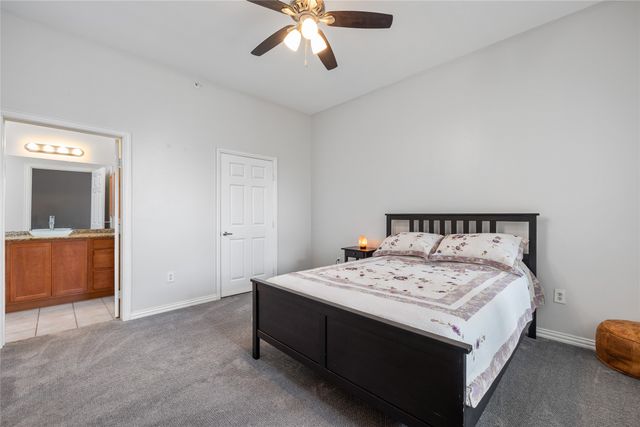 800 E 15th Street 202, Plano, TX 75074
