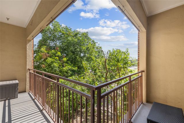 800 E 15th Street 202, Plano, TX 75074