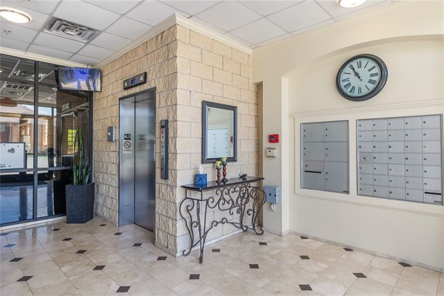 800 E 15th Street 202, Plano, TX 75074