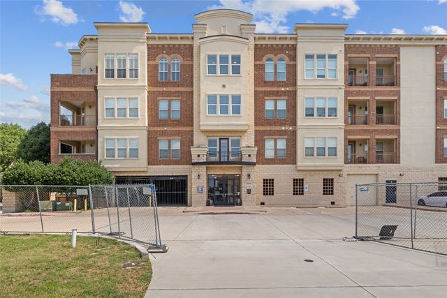 800 E 15th Street 202, Plano, TX 75074