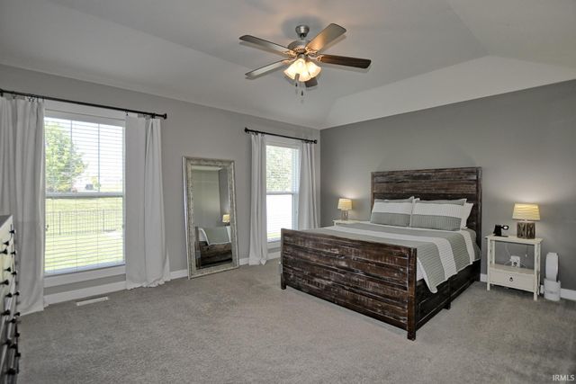 8250 Leland Drive, Evansville, IN 47715