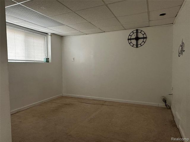 24684 Warner Avenue, Warren, MI 48091