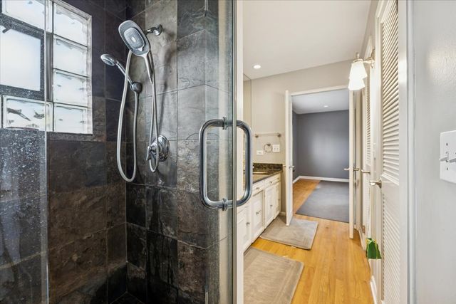 1908 Mccraren Road, Highland Park, IL 60035