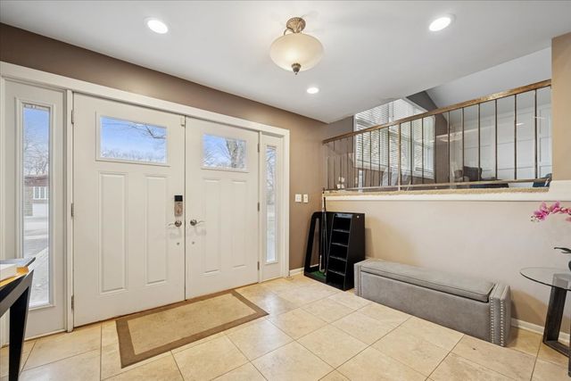 1908 Mccraren Road, Highland Park, IL 60035