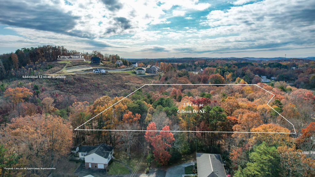 3800 Gibson Drive NE, Cleveland, TN 37312