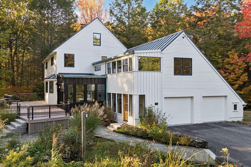 14 Pine Ridge Road, Cumberland, ME 04110 — exterior