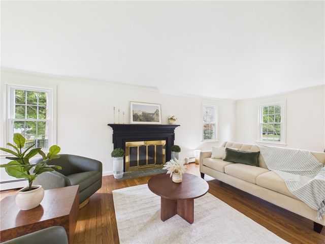 12 Tall Pine Drive, East Greenwich, RI 02818