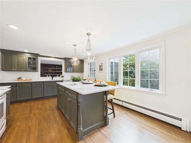 12 Tall Pine Drive, East Greenwich, RI 02818