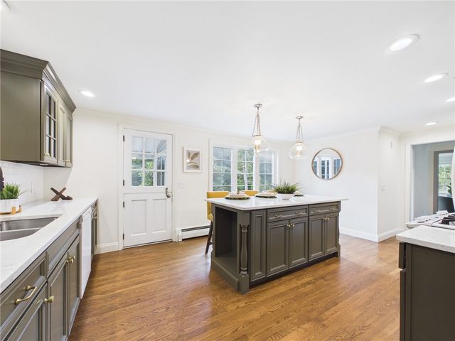 12 Tall Pine Drive, East Greenwich, RI 02818