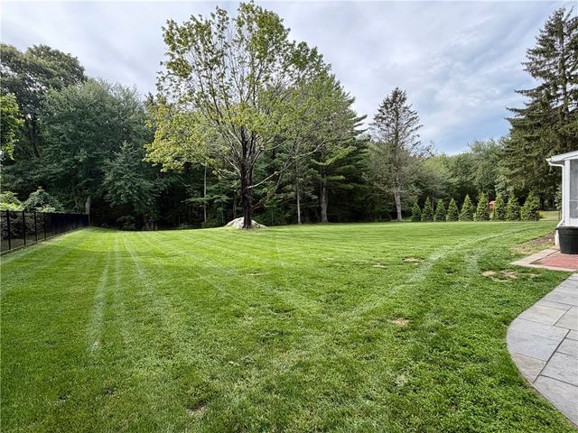 12 Tall Pine Drive, East Greenwich, RI 02818