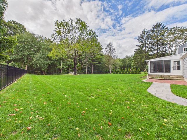 12 Tall Pine Drive, East Greenwich, RI 02818