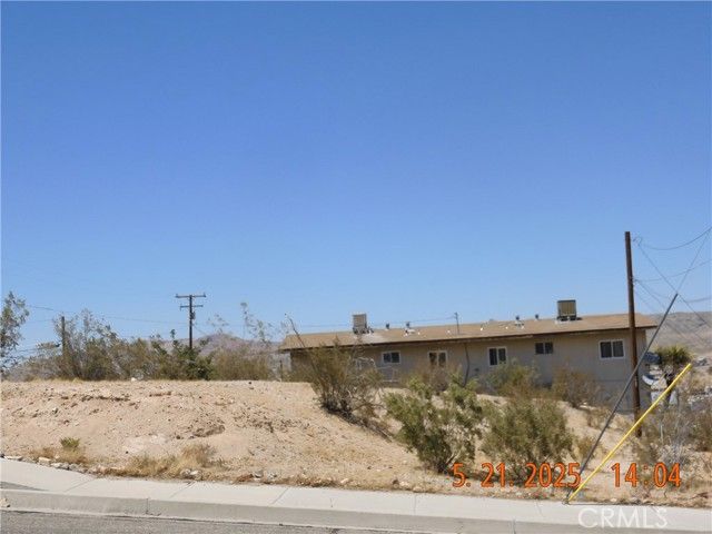 524 Pioneer Street, Barstow, CA 92311