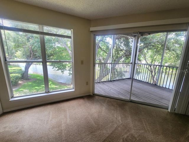 10024 STRAFFORD OAK COURT 813, Tampa, FL 33624