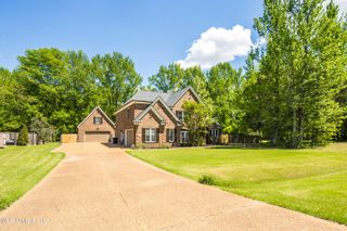 5674 E Santa Fe Drive, Olive Branch, MS 38654