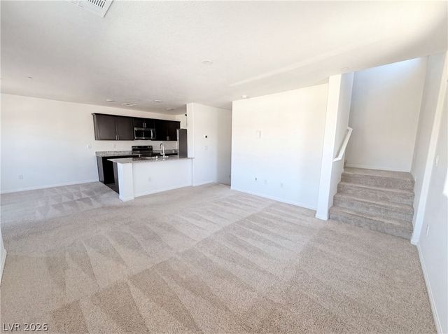 6929 Crimson Shadow Street, North Las Vegas, NV 89086