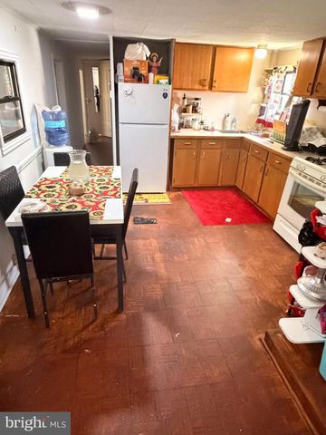 1113 HOLLYWOOD DR, Reading, PA 19606