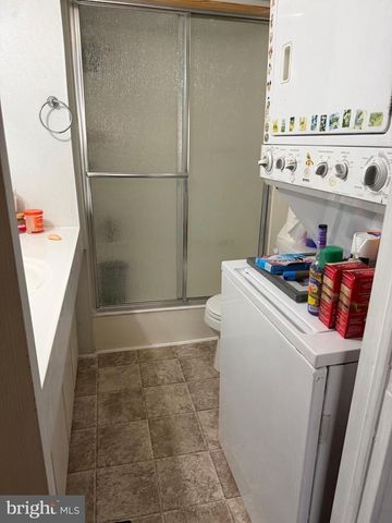 1113 HOLLYWOOD DR, Reading, PA 19606