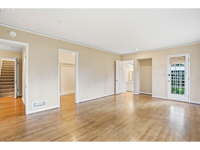 300 S DEVINE Rd, Vancouver, WA 98661