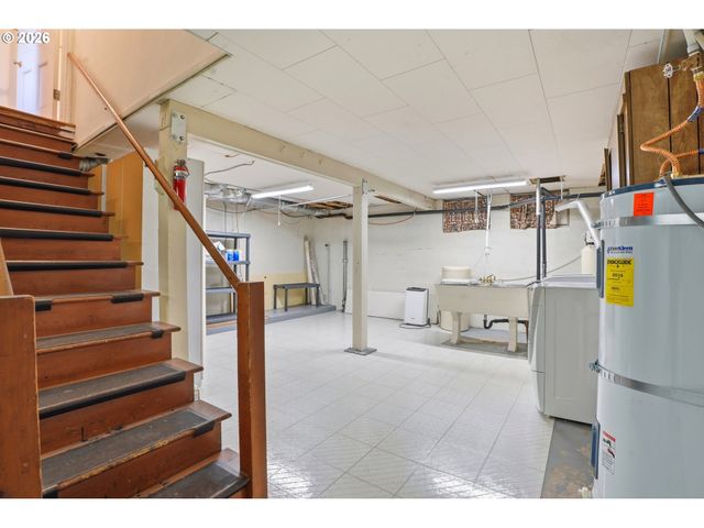 300 S DEVINE Rd, Vancouver, WA 98661