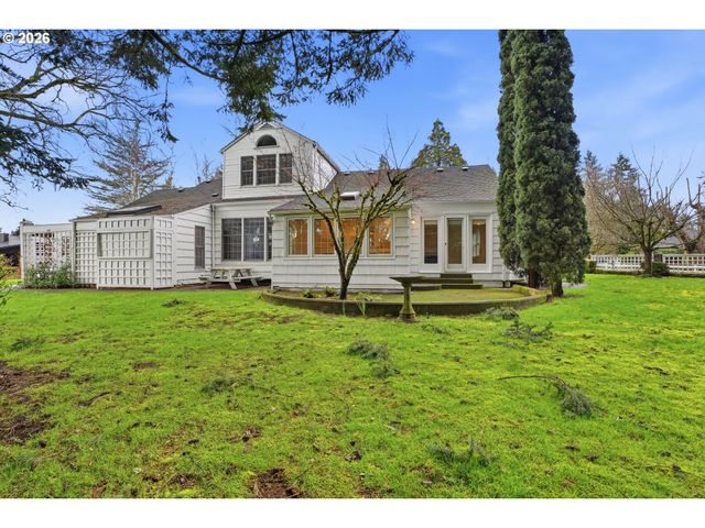 300 S DEVINE Rd, Vancouver, WA 98661