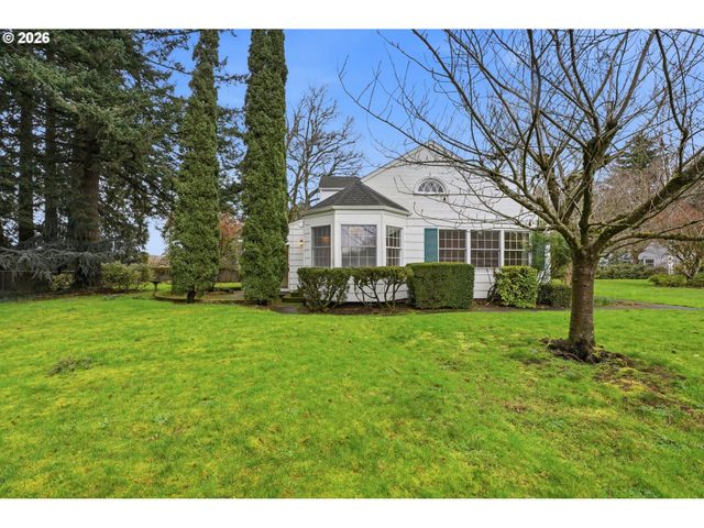 300 S DEVINE Rd, Vancouver, WA 98661