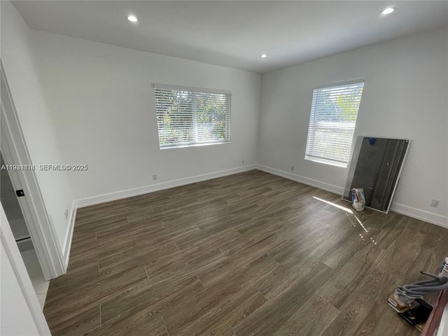 1051 SW 8th Ave 1051, Miami, FL 33130