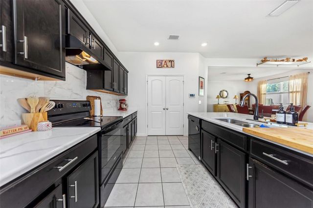 3912 REFLECTION DOCK DRIVE, Seffner, FL 33584