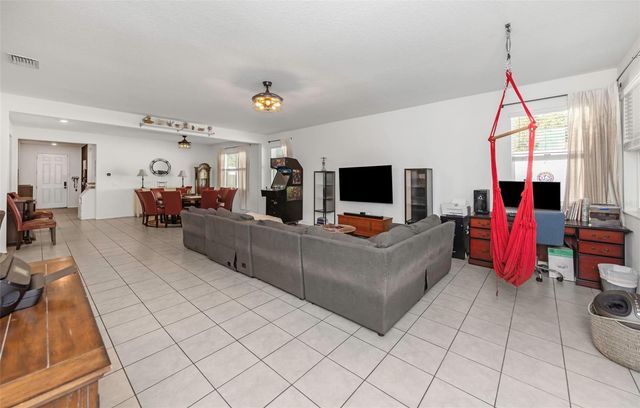 3912 REFLECTION DOCK DRIVE, Seffner, FL 33584