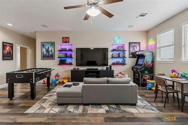 2194 Ranch Loop Drive, New Braunfels, TX 78132