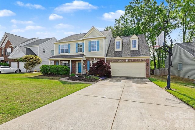 4018 Manor House Drive, Charlotte, NC 28270