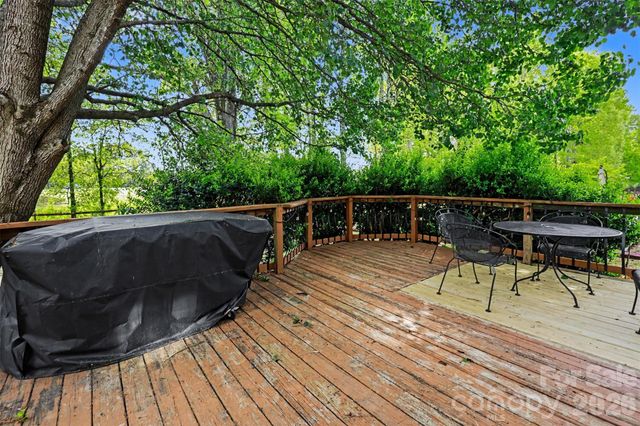 4018 Manor House Drive, Charlotte, NC 28270