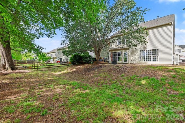 4018 Manor House Drive, Charlotte, NC 28270