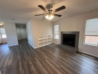 8909 Schick RD A, Austin, TX 78729