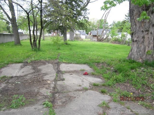 22767 Hayes Street, Eastpointe, MI 48021