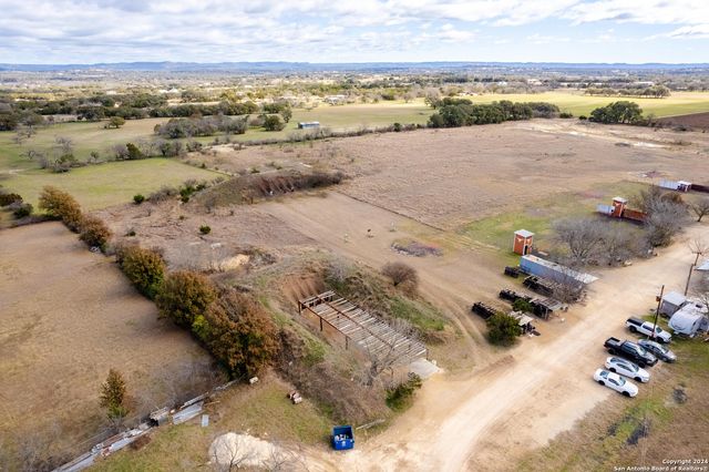 TBD Fm 1077, Bandera, TX 78003