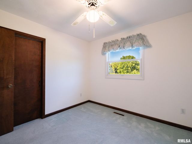 13426 BAYBERRY Court, Chillicothe, IL 61523