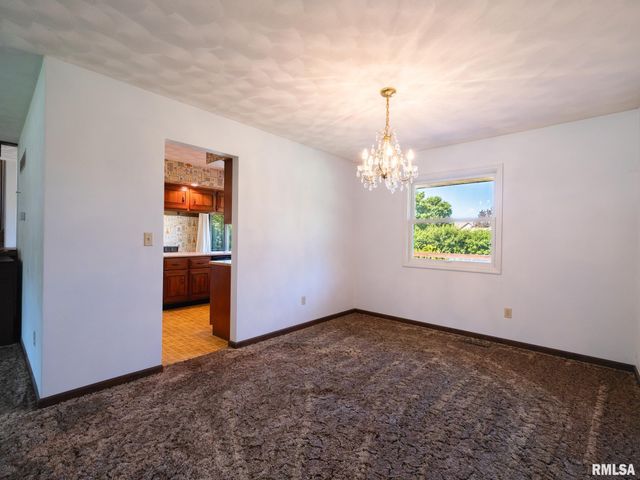 13426 BAYBERRY Court, Chillicothe, IL 61523