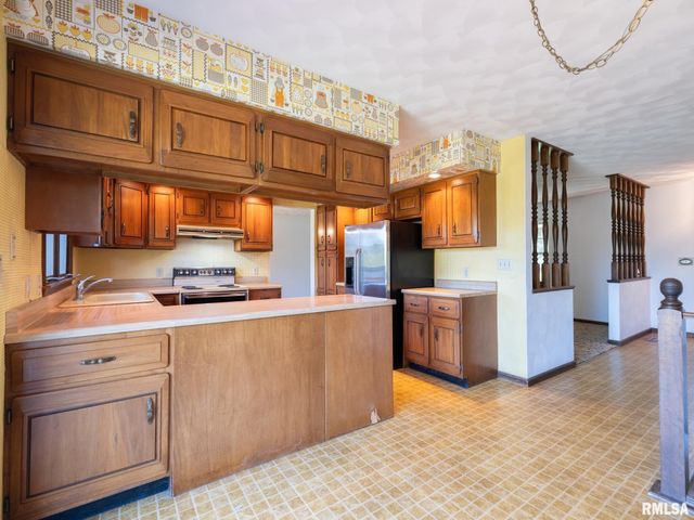 13426 BAYBERRY Court, Chillicothe, IL 61523