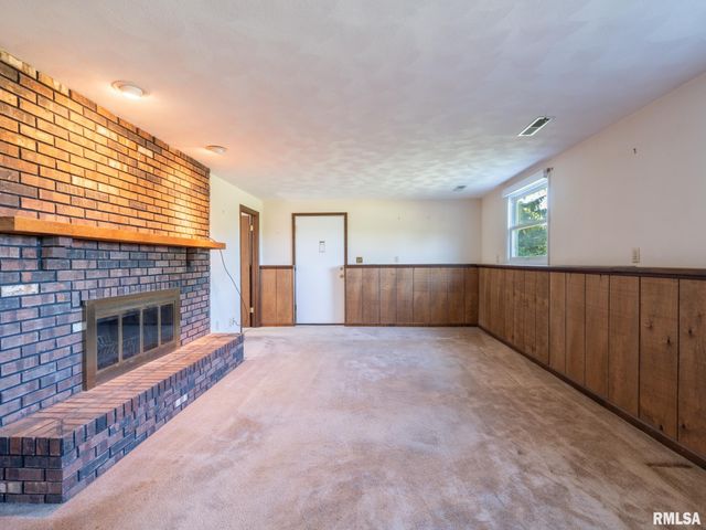 13426 BAYBERRY Court, Chillicothe, IL 61523