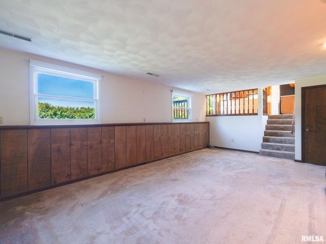 13426 BAYBERRY Court, Chillicothe, IL 61523