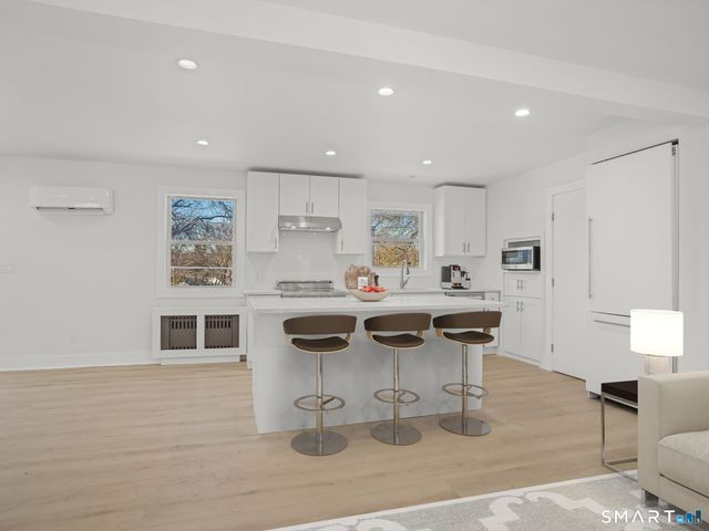 39 Crane Road, Stamford, CT 06902