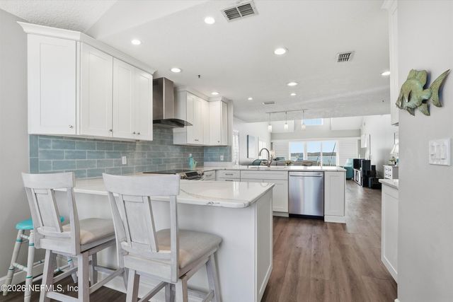 328 VILLAGE Drive F, St. Augustine, FL 32084