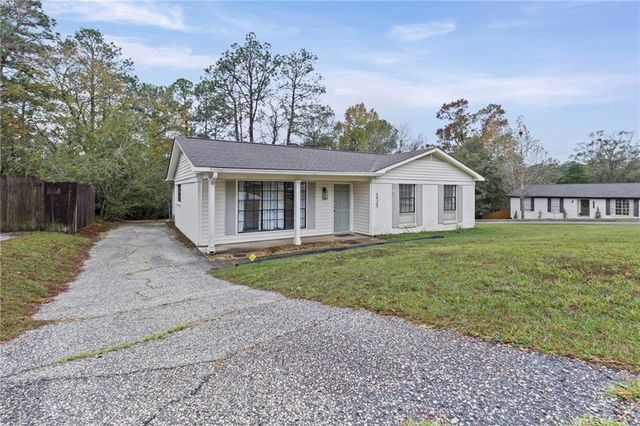 5925 Couton Drive, Mobile, AL 36693