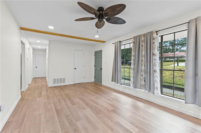 5925 Couton Drive, Mobile, AL 36693