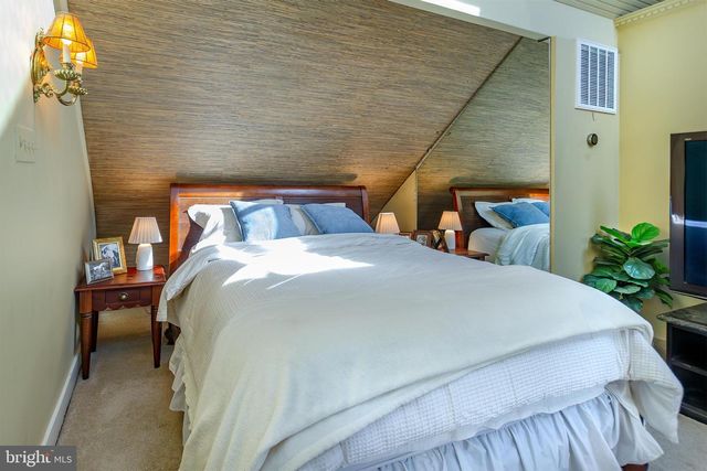 10108 FALLS RD, Lutherville Timonium, MD 21093