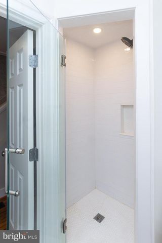 10108 FALLS RD, Lutherville Timonium, MD 21093