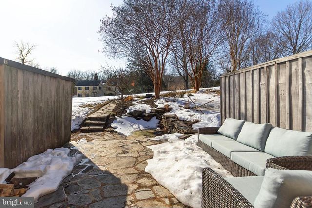 10108 FALLS RD, Lutherville Timonium, MD 21093