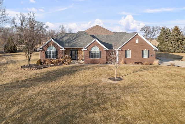 1320 Sunrise Lane, Port Byron, IL 61275