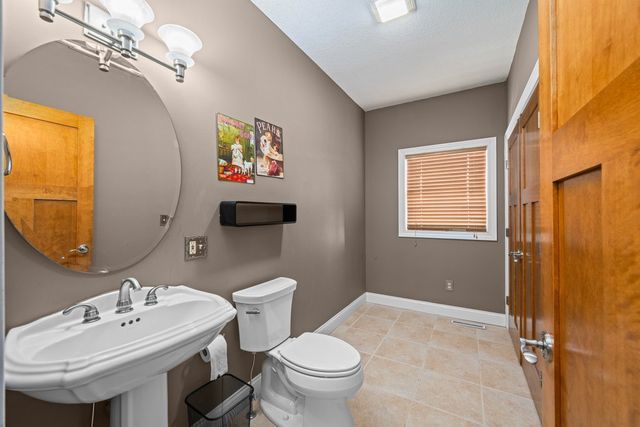 1320 Sunrise Lane, Port Byron, IL 61275